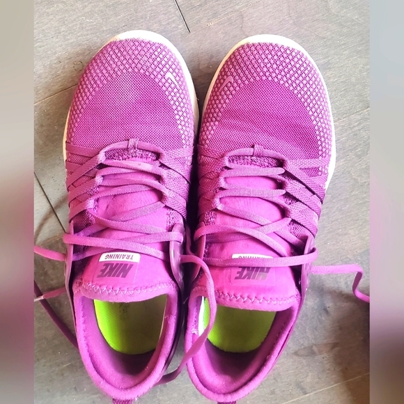 Nike Shoes - Nike Free Trainer Sneakers. Cranberry/purple in colour. Sz 7 Women's 💜